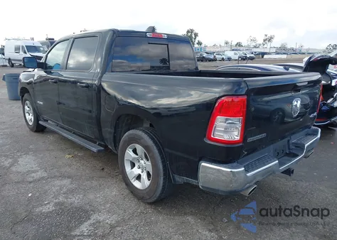 2021 Ram 1500 Big Horn 4X4 5'7 Box from USA, damaged, VIN 1C6SRFFT3MN64364